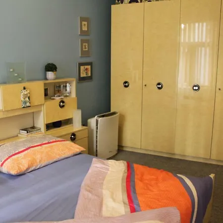 Cosy Under The Tower *